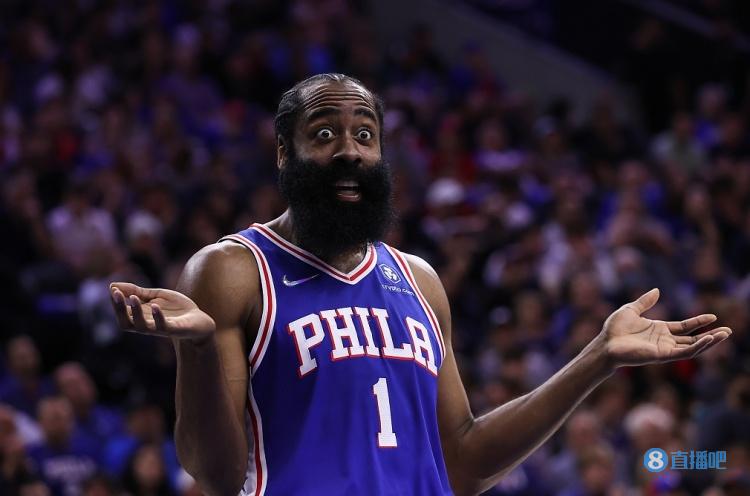 球一被点出 球一被点出